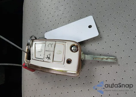 2018 Volkswagen Tiguan 2.0T Se/2.0T Sel z USA, uszkodzony, nr VIN 3VV3B7AX2JM011917